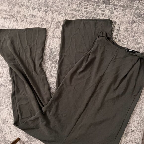 Zara Green Long Flowy Sleeveless Jumpsuit - Picture 7 of 7